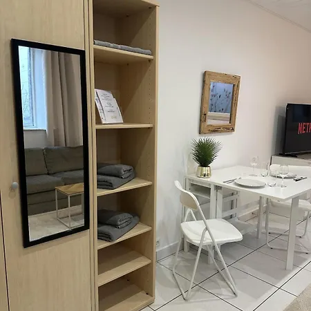 Moderne Nahe Fuer 4 Personen Mainz