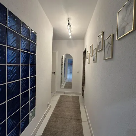 Moderne Nahe Fuer 4 Personen Daire