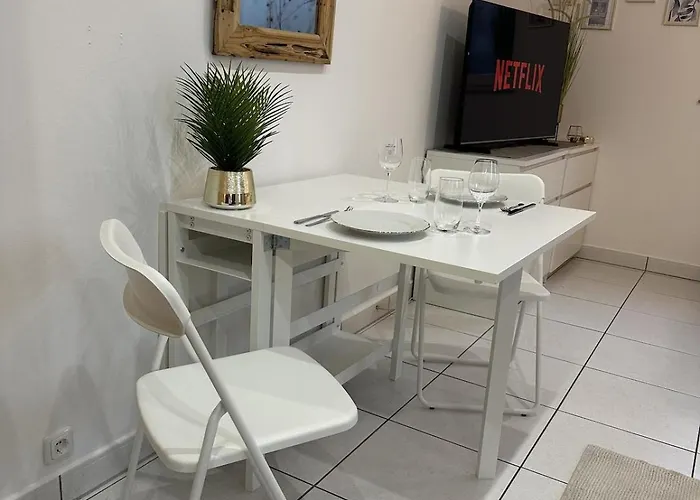 Apartment Moderne Nahe Fuer 4 Personen