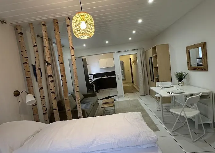 Moderne Nahe Fuer 4 Personen