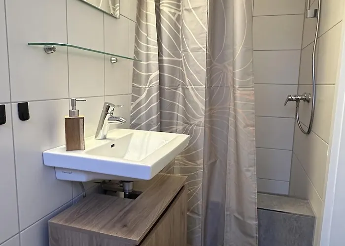 Moderne Nahe Fuer 4 Personen Apartment *